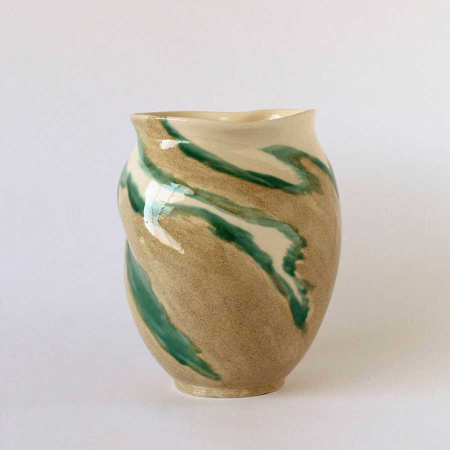 functional/vases/ceramics-nature/7 - image - 1