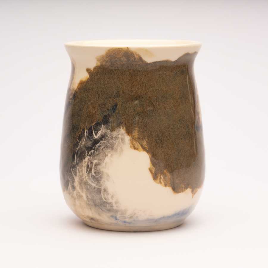 functional/vases/ceramics-nature/18 - image - 2